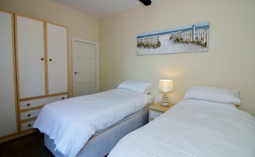 The Coach House Apartment 리탬 세인트 앤스 외부 사진